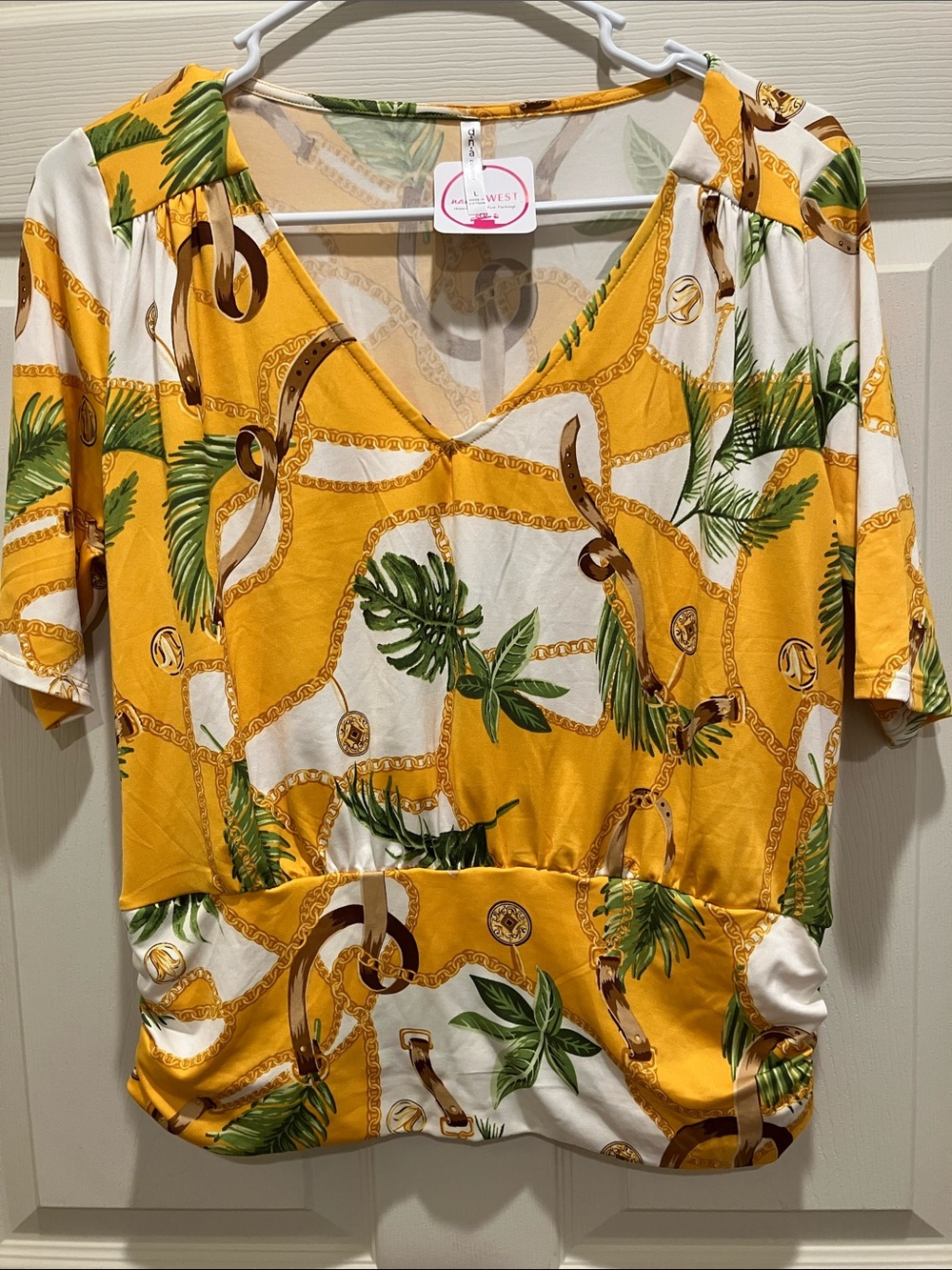 DNA couture Yellow and White Tropical Chain-Print V-Neck Blouse